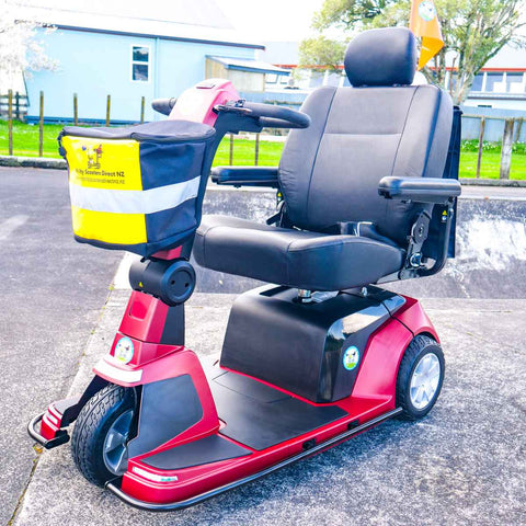 Pride Bariatric Mobility Scooter Pride Maxima Three Wheel Heavy Duty Bariatric Mobility Scooter