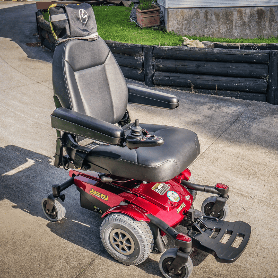 Pride Powerchairs Ex Demo Pride Jazzy Select 6 Power Chair